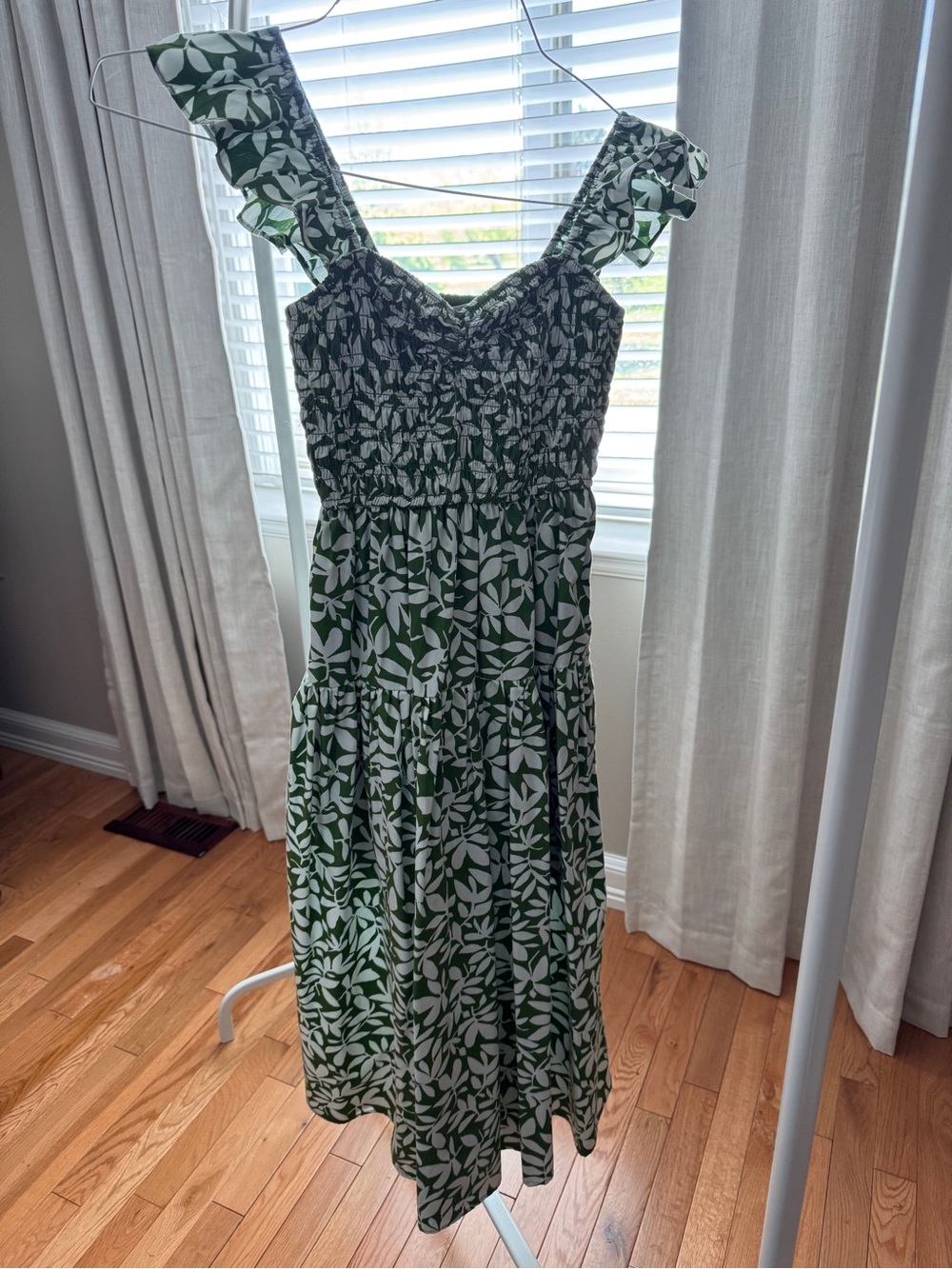 Abercrombie & Fitch Green and White Leaf-Print Maxi Dress